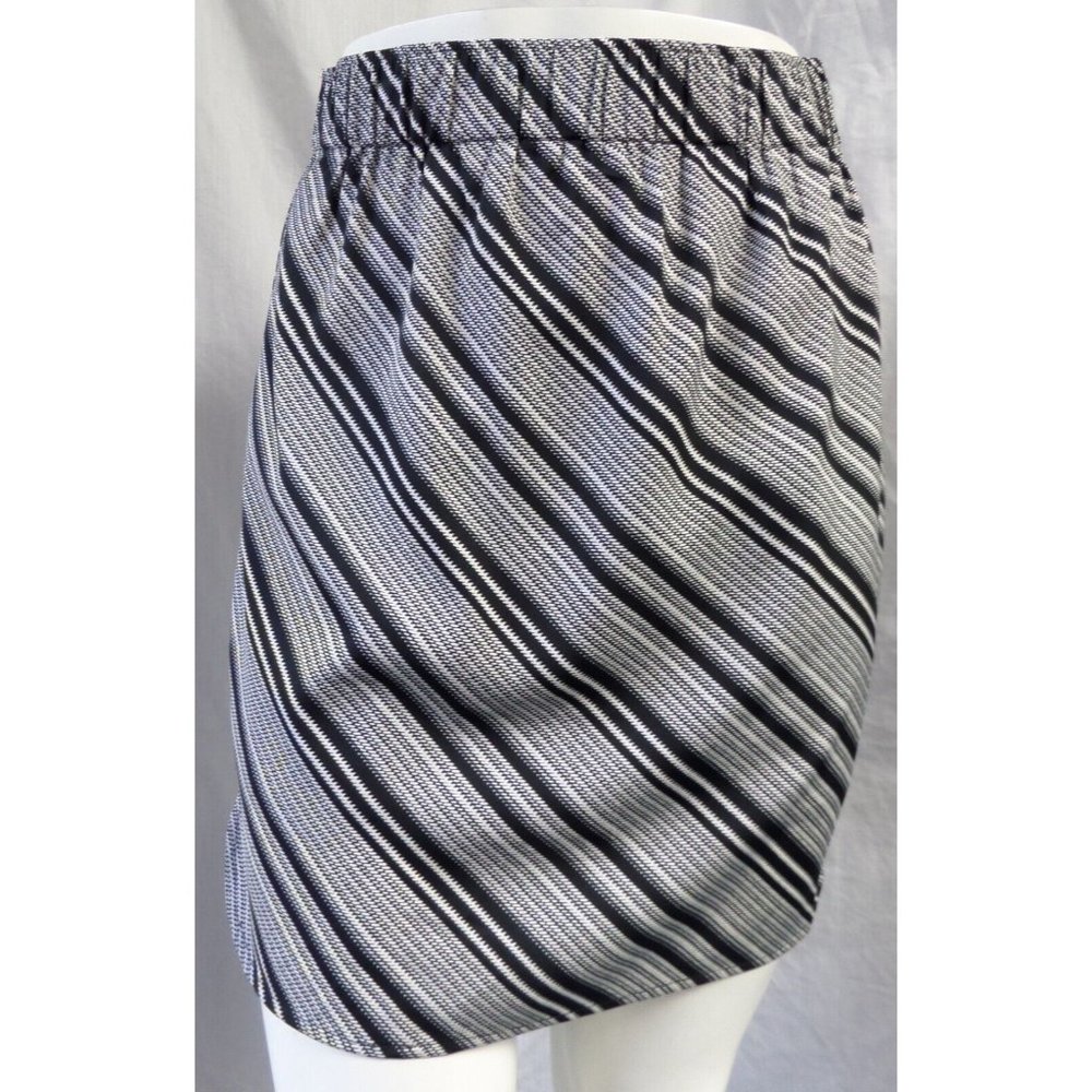 "ANN TAYLOR" BLACK STRIPED CAREER CASUAL ELASTIC WAIST MINI SKIRT SIZE: M NWT